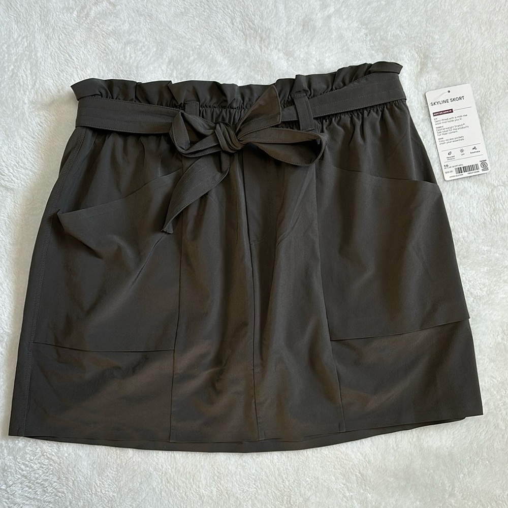 Athleta Skyline Skort Dark Olive